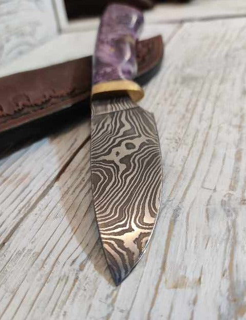 Damascus knife