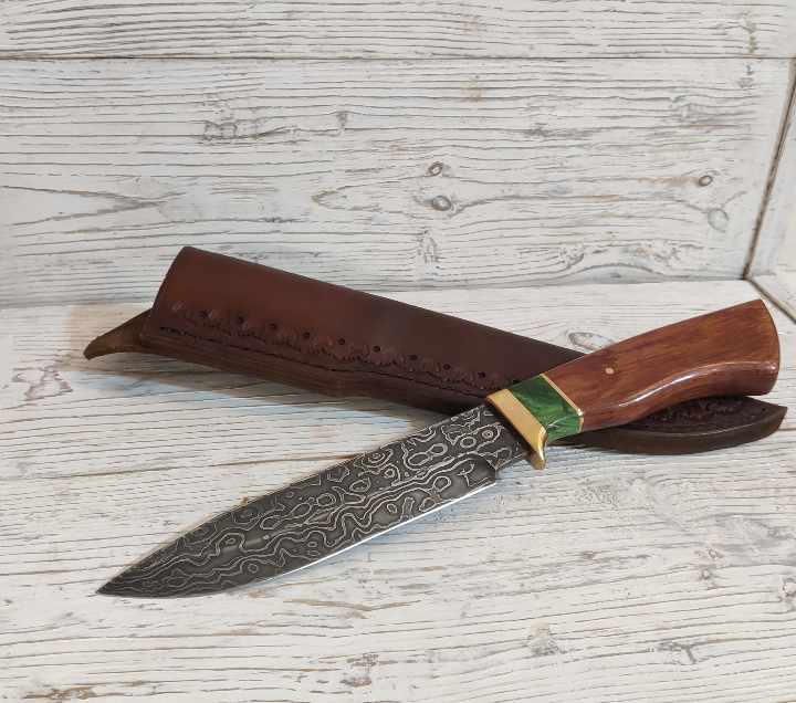 Random Pattern Damascus Knife